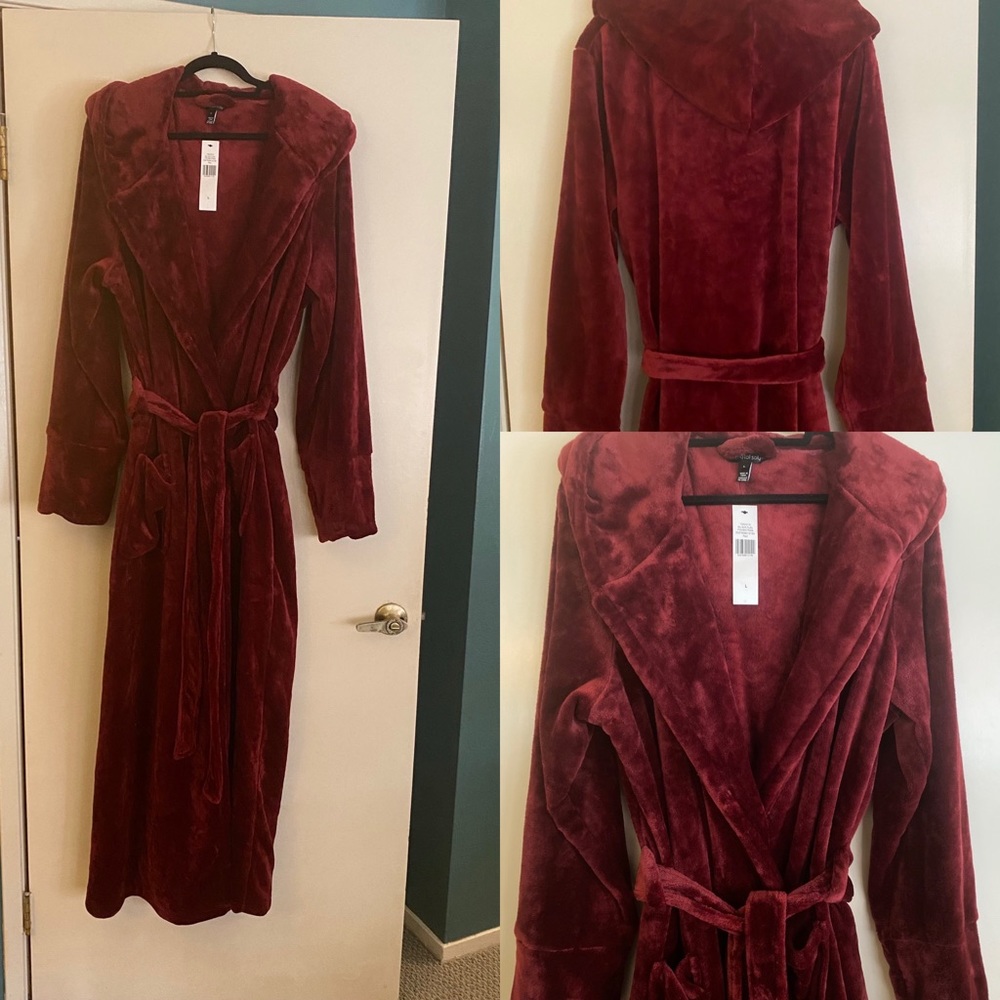 Beautiful, rich, red, sumptuous, hooded robe with tags by Long Tall Sally.